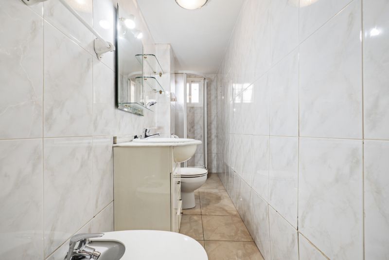 Bathroom Flooring Styles